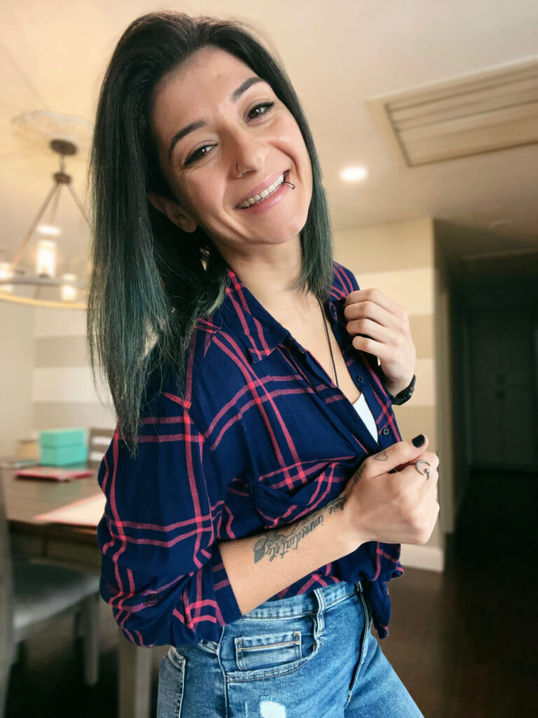 Milana Istakhorova Bio