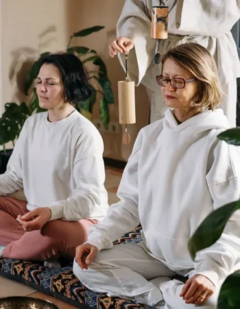 sound healing therapy auburn at Insumataq Studio